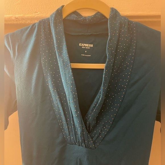 Express Teal Sexy Basic Tee Size Small - Picture 4 of 6